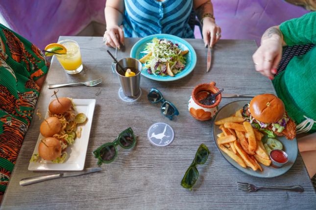 Indio Food Guide: 24 Best Local Restaurants (2026) 7 RD RNNR Libations Pints & Plates