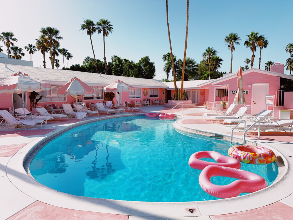 Trixie Motel – A Unique Pet-Friendly Motel in Palm Springs